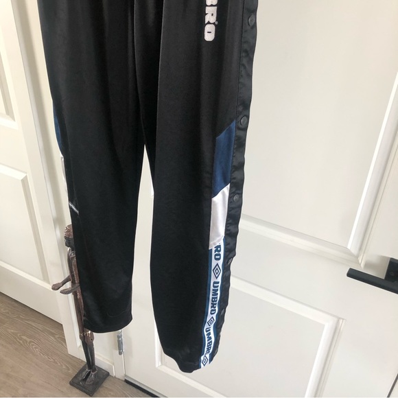 Umbro track pants - Picture 5 of 9